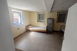 Mehrfamilienhaus, Wohnhaus Geldersheim - 9 Zimmer, 180 m&sup2;, 149.000&euro; | Angebot:27014385