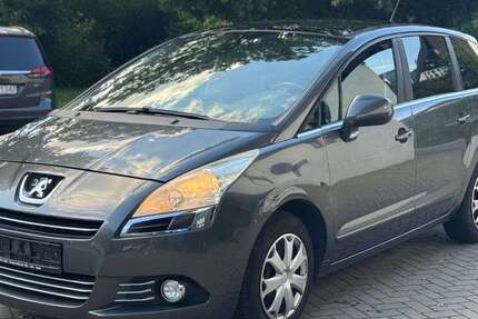 Peugeot 5008 156.200 km 4.250 € Kiel 24107