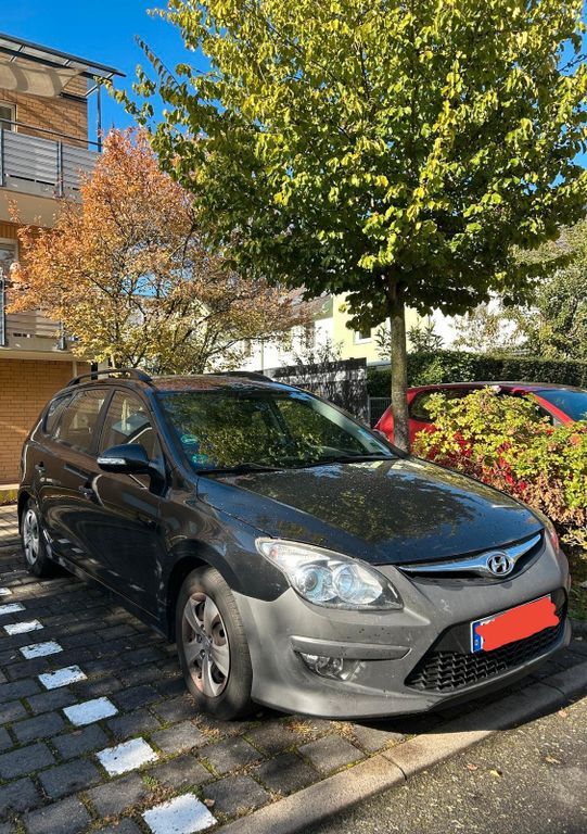 Hyundai i30 140.920 km 3.850 € Frankfurt am Maim 60433