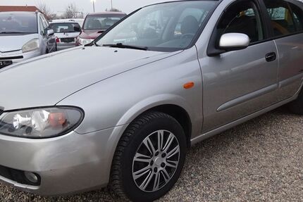 Nissan Almera 148.631 km 1.300 &euro; Dresden 01219