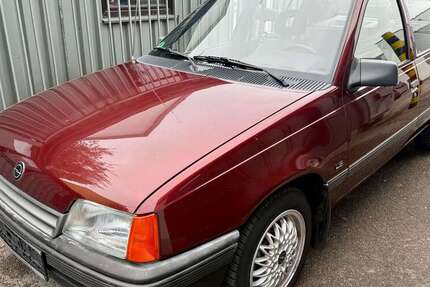 Opel Kadett 91.211 km 3.450 € Krefeld 47799