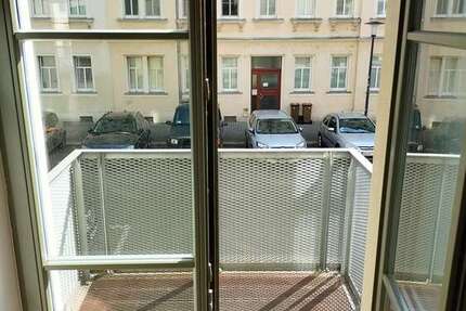 Wohnung Dresden Mickten - 3 Zimmer, 84 m&sup2;, 979&euro; | Angebot:27351982