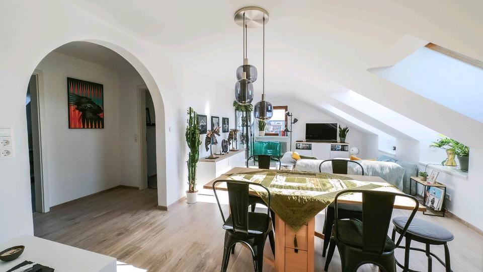 Dachgeschoßwohnung Villingen-Schwenningen Schwenningen - 3 Zimmer, 65 m&sup2;, 185.000&euro; | Angebot:26846059