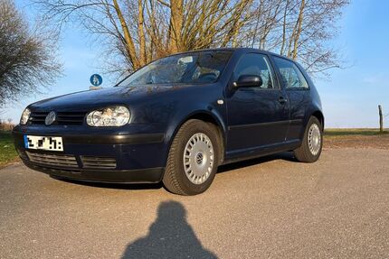 VW Golf 80.500 km 4.250 &euro; Hamberge 23619