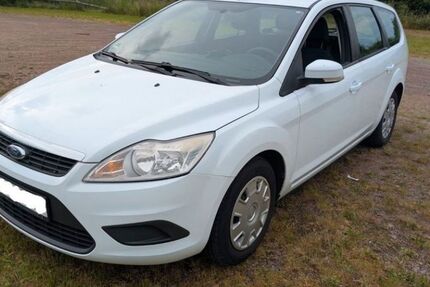Ford Focus 198.946 km 2.899 &euro; Chemnitz 09113