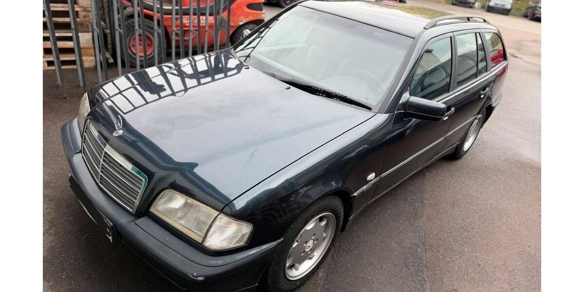 Mercedes-Benz C 180 174.000 km 1.980 &euro; Offenau 74254