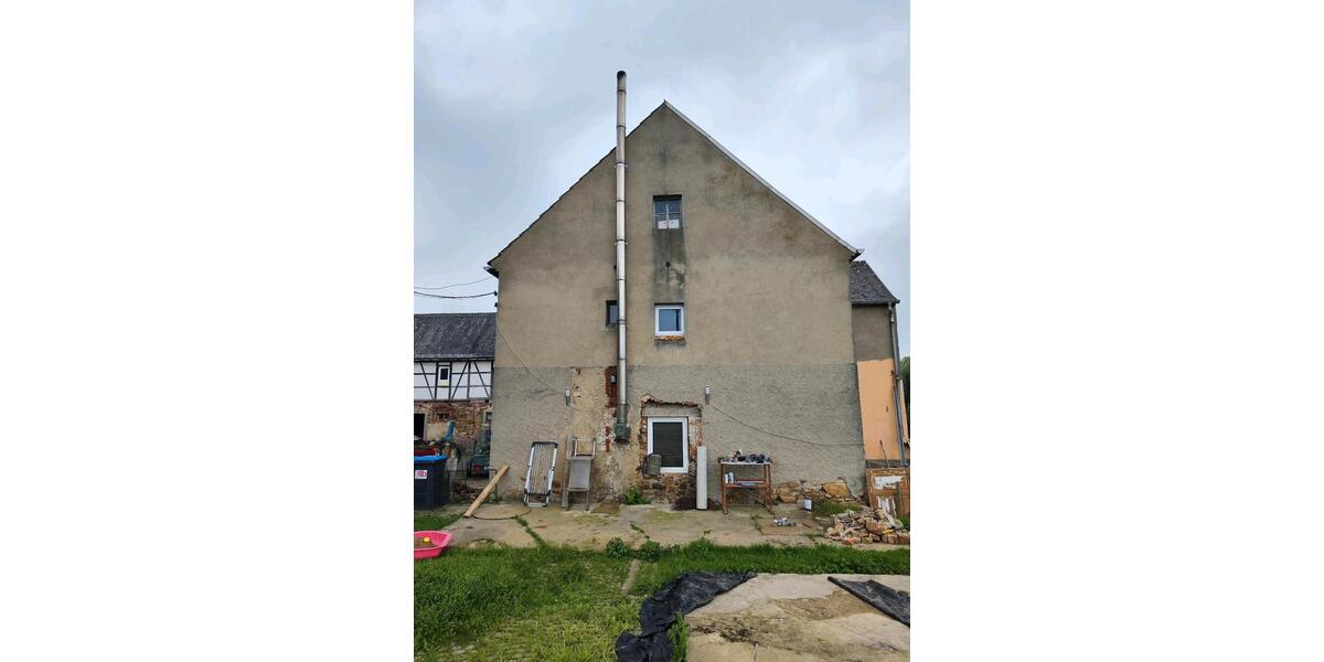 Bauernhaus, Landhaus Döbeln - 10 Zimmer, 156 m&sup2;, 110.000&euro; | Angebot:26022902