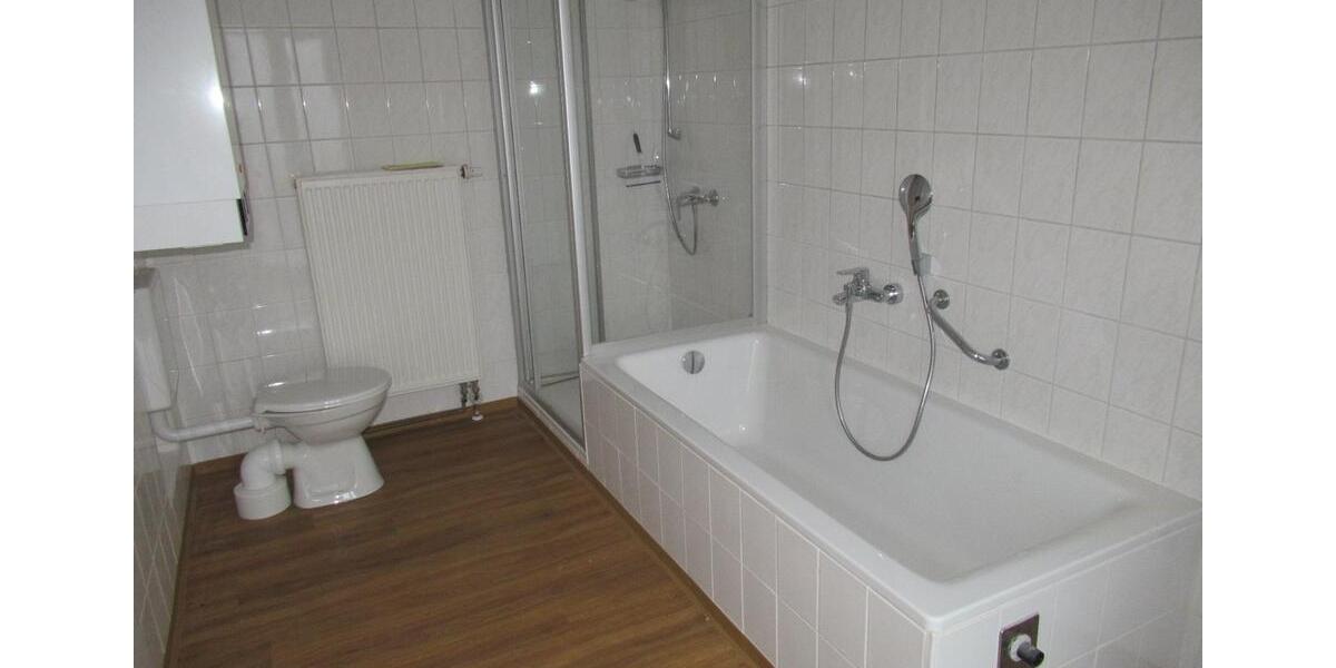 Etagenwohnung Kronach - 3 Zimmer, 73 m&sup2;, 680&euro; | Angebot:26269105