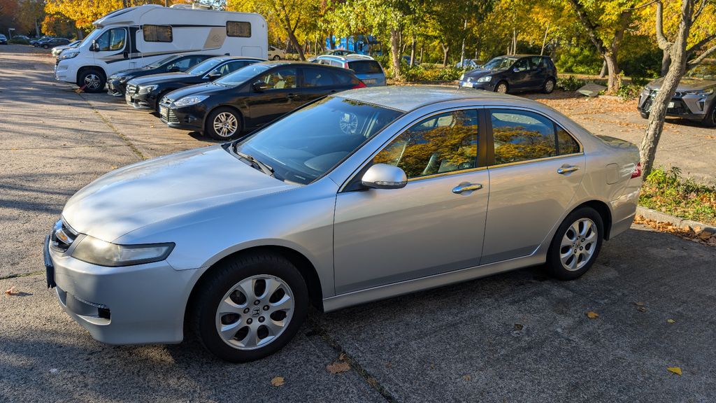 Honda Accord 220.064 km 1.900 &euro; Berlin 12681