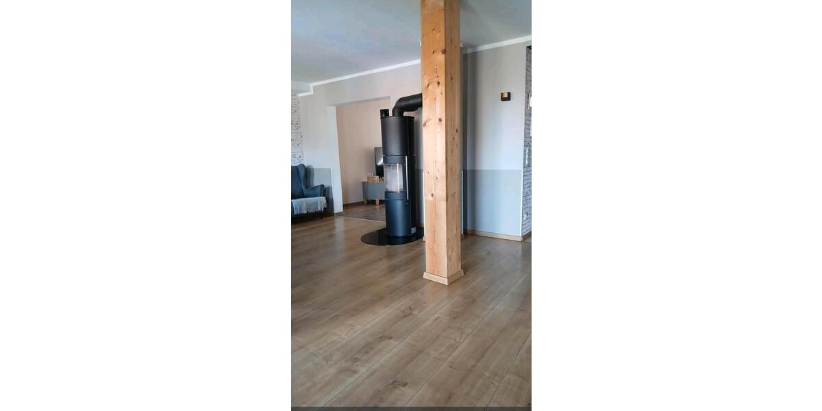 Einfamilienhaus Altentreptow - 7 Zimmer, 200 m&sup2;, 360.000&euro; | Angebot:24427887