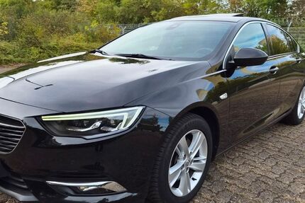 Opel Insignia 118.700 km 14.990 &euro; Petershagen 32469