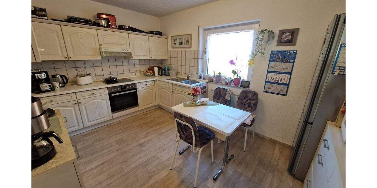 Etagenwohnung Kreuztal Ferndorf - 4 Zimmer, 102 m&sup2;, 290.000&euro; | Angebot:25387827