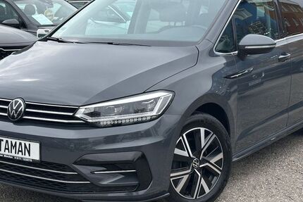VW Touran 159.700 km 21.990 &euro; München 81243
