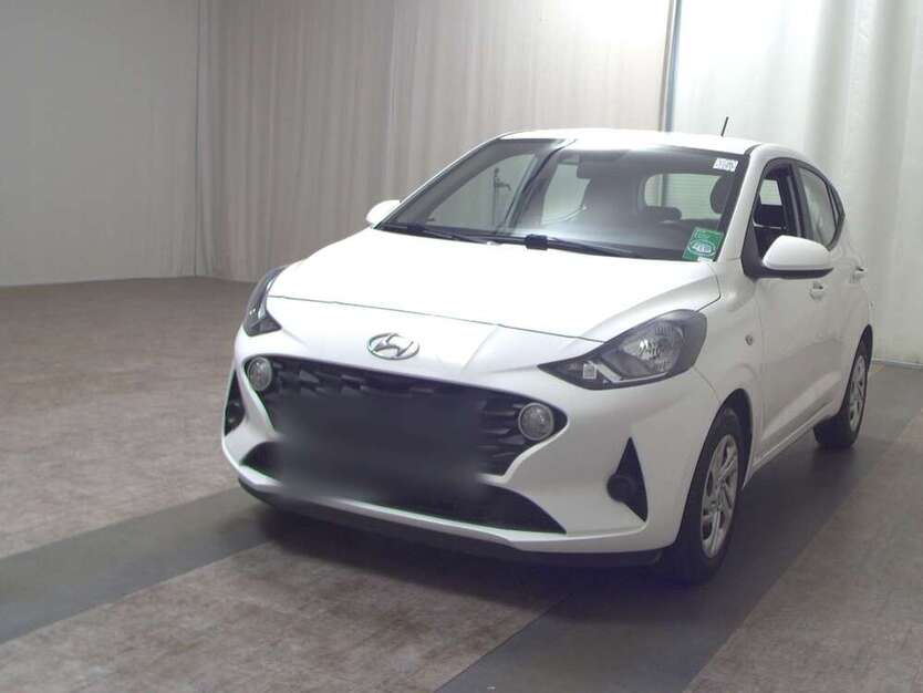 i10