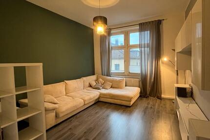 Gemütliche Altbauwohnung mit großer Wohnküche 2 zimmer