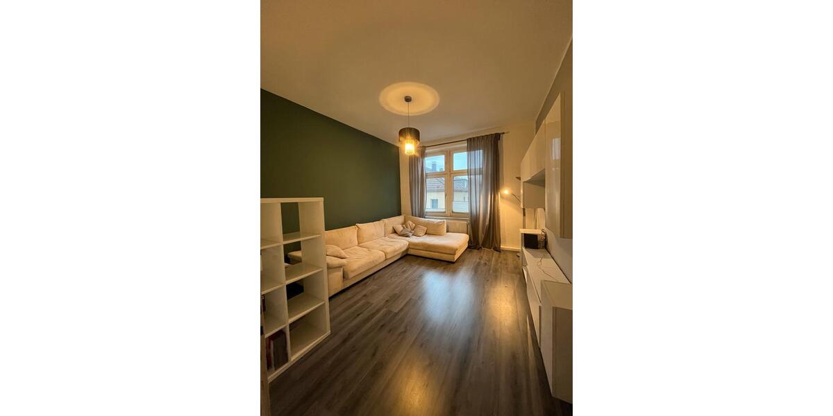 Gemütliche Altbauwohnung mit großer Wohnküche 2 zimmer