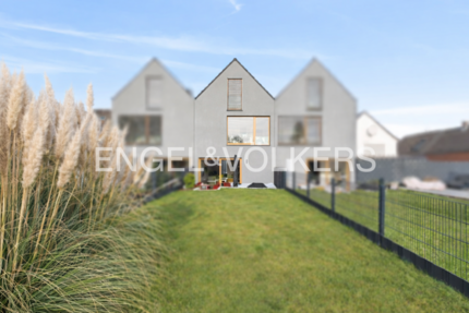 Haus Hürth - 4 Zimmer, 123 m&sup2;, 795.000&euro; | Angebot:24983937