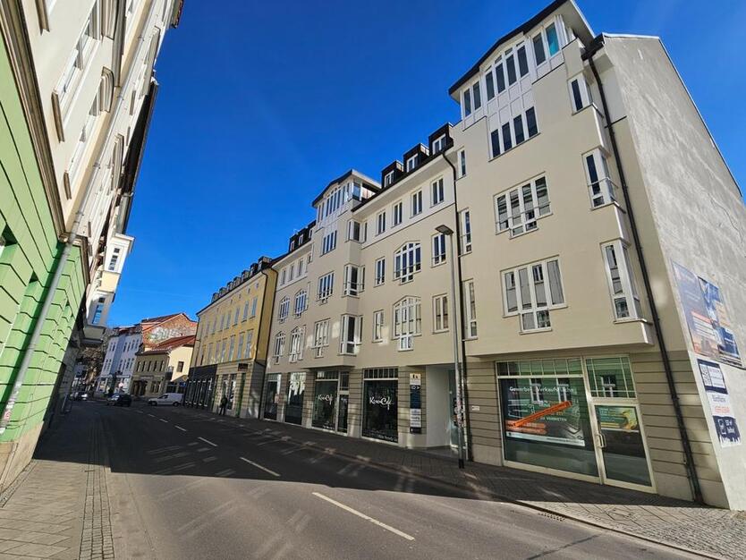 Büro-, Gewerbe,- oder Praxisräume zu vermieten