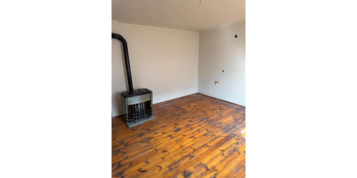 Doppelhaushälfte Weiden in der Oberpfalz - 9.5 Zimmer, 220 m&sup2;, 390.000&euro; | Angebot:26183089