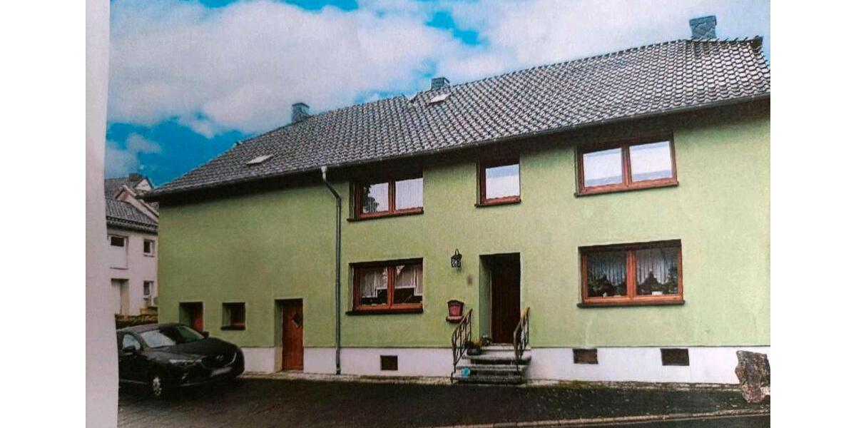 Einfamilienhaus Gusenburg - 7 Zimmer, 135 m&sup2;, 140.000&euro; | Angebot:17037576