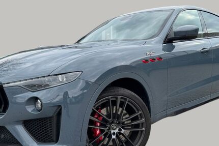 Maserati Levante 38.000 km 98.900 &euro; München 80939