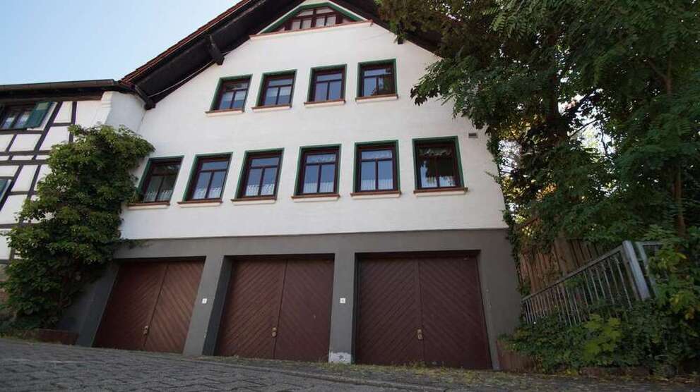 Haus zum Mieten in Taunusstein - Seitzenhahn 2.800 € 220 m²