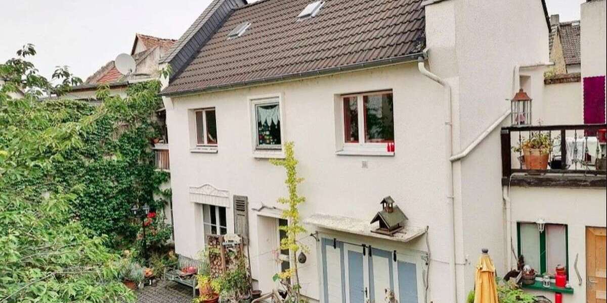 Haus zum Mieten in Oestrich-Winkel 750 € 90 m² 1 zimmer