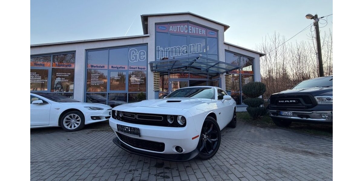 Dodge Challenger 3,6 Leder,Kamera,Sitzheizen 21.000 km 24.990 &euro; Rudolstadt 07407