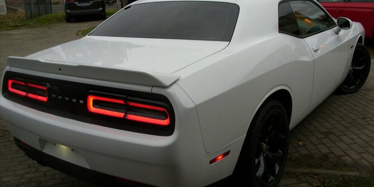 Dodge Challenger 3,6 Leder,Kamera,Sitzheizen 21.000 km 29.990 &euro; Rudolstadt 07407