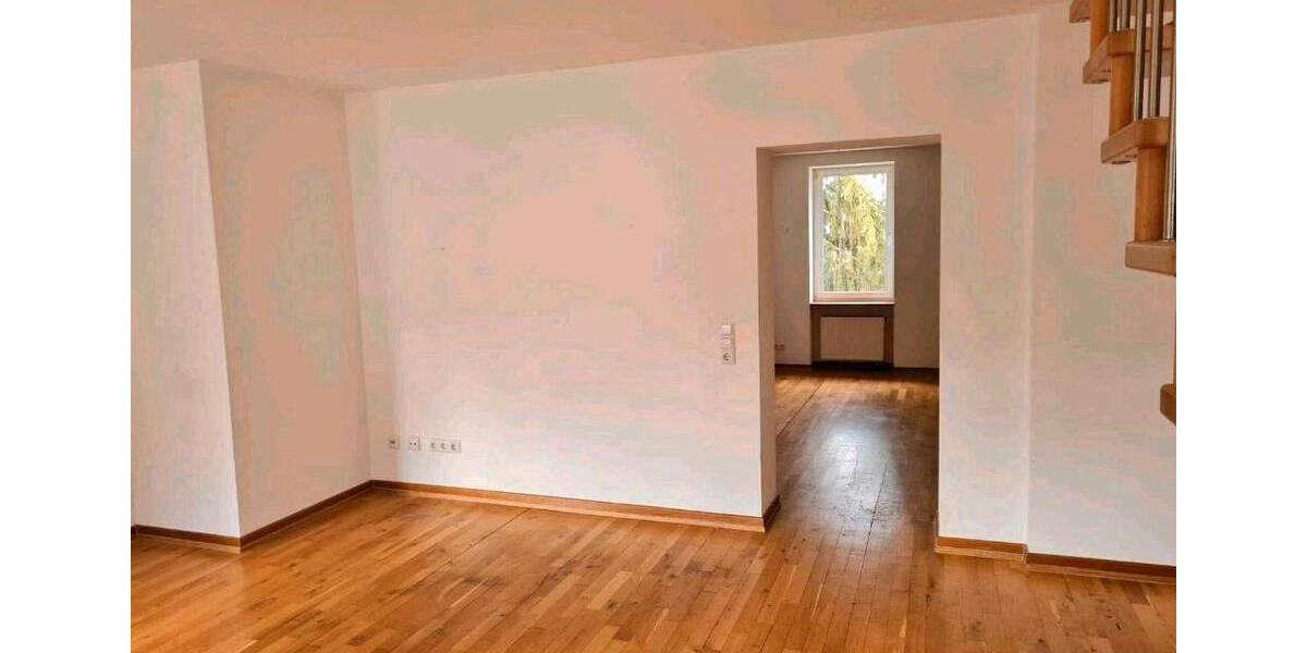 Maisonettenwohnung Püttlingen - 3 Zimmer, 100 m&sup2;, 750&euro; | Angebot:26051598