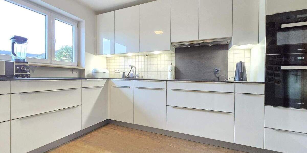 Etagenwohnung Waldshut-Tiengen Tiengen - 4 Zimmer, 115 m&sup2;, 330.000&euro; | Angebot:26816403