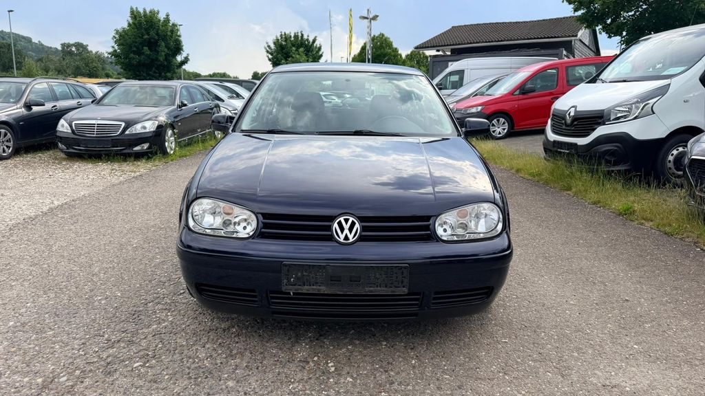 VW Golf 120.000 km 2.600 &euro; Oberkochen 73447