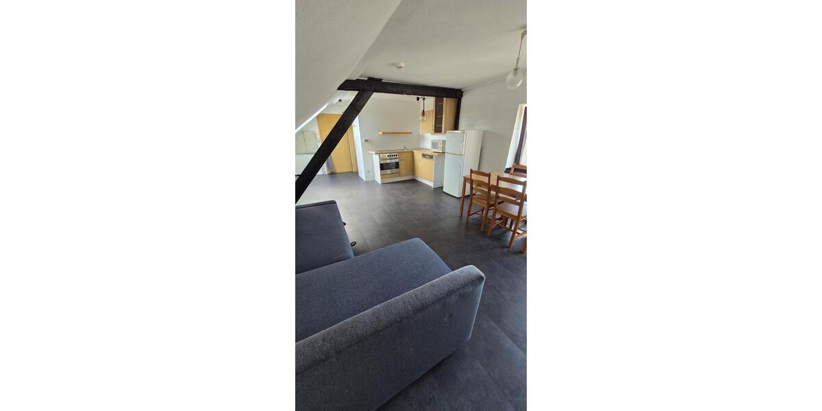Dachgeschoßwohnung Krefeld Dießem - 1 Zimmer, 50 m&sup2;, 650&euro; | Angebot:25418586