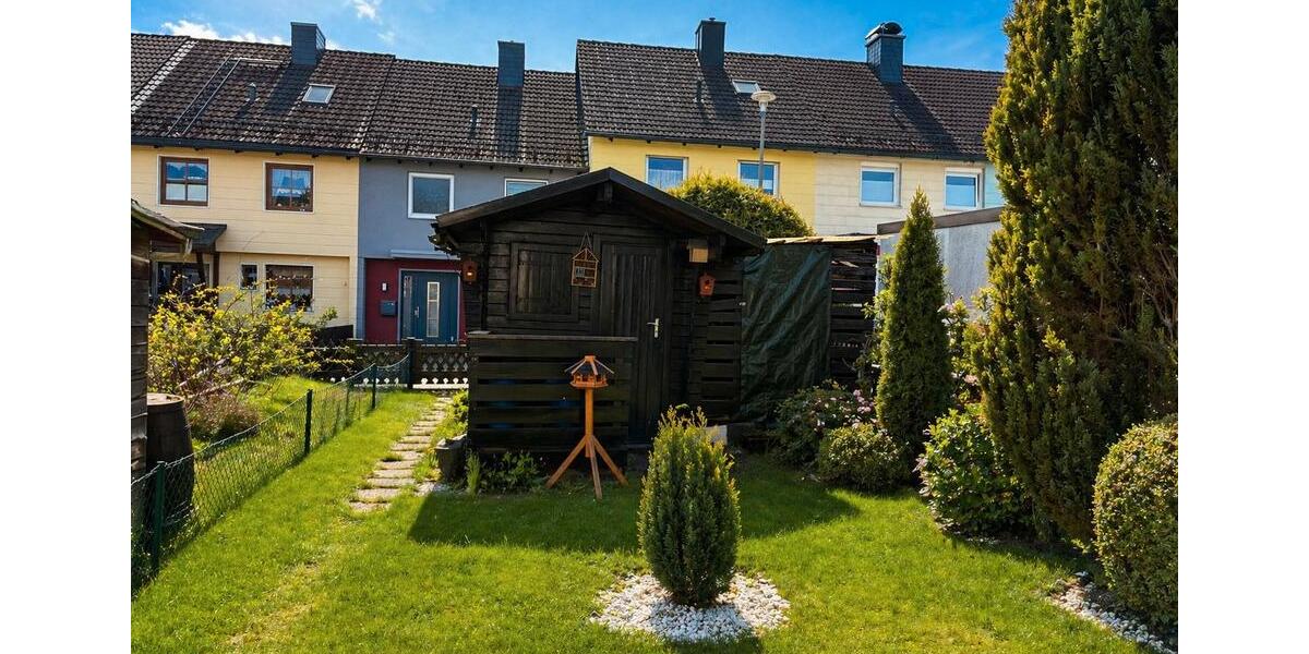 Reihenhaus Naila - 6 Zimmer, 140 m&sup2;, 160.000&euro; | Angebot:26321959