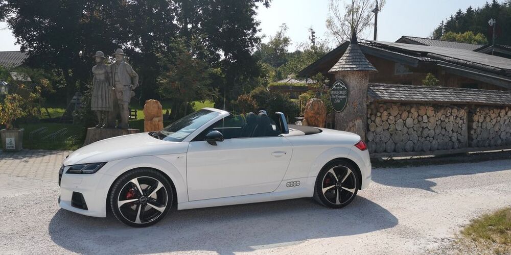 TT