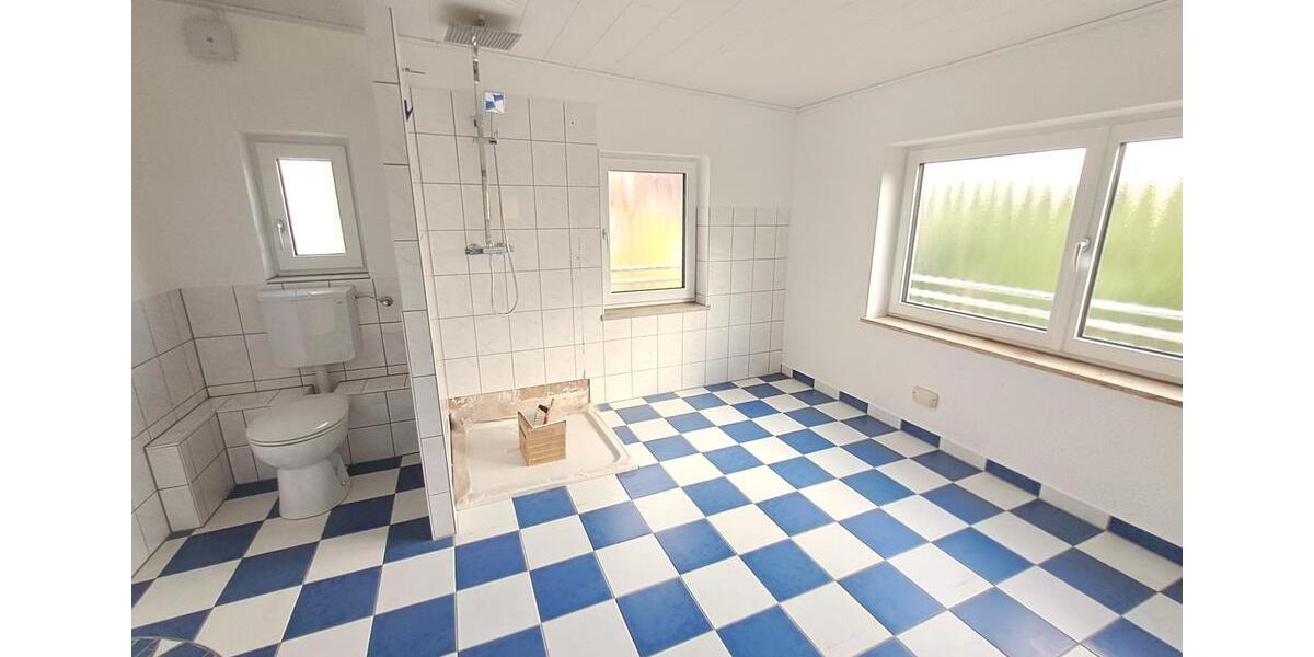 Etagenwohnung Langfurth - 5 Zimmer, 145 m&sup2;, 1.100&euro; | Angebot:26597401