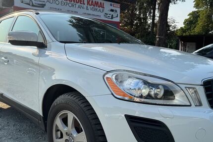 Volvo XC60 174.470 km 11.999 € Chemnitz 09125