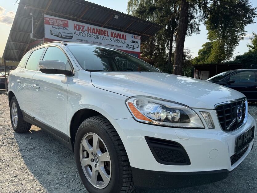 Volvo XC60 174.470 km 11.999 € Chemnitz 09125