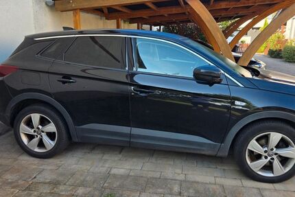 Opel Grandland (X) 124.000 km 15.000 € Flechtingen 39345