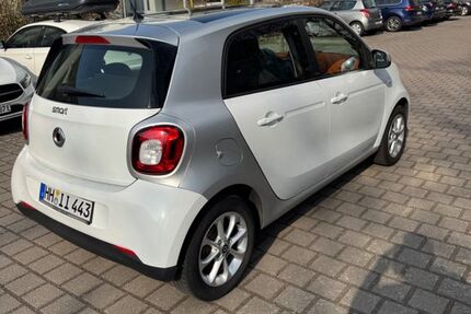 Smart ForFour 83.000 km 7.500 &euro; Hamburg 21075