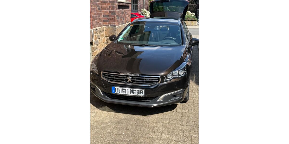 Peugeot 508 180.000 km 9.990 &euro; Lünen 44536