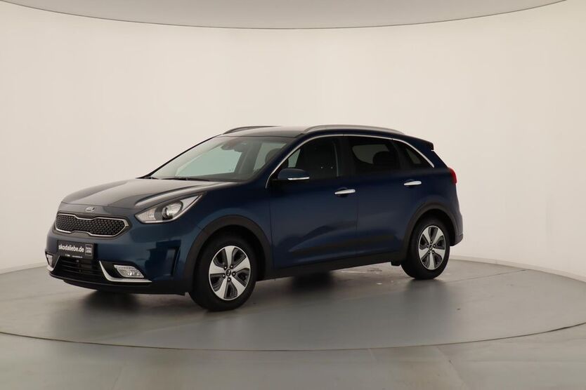 Kia Niro 57.655 km 16.689 € Sangerhausen 06526
