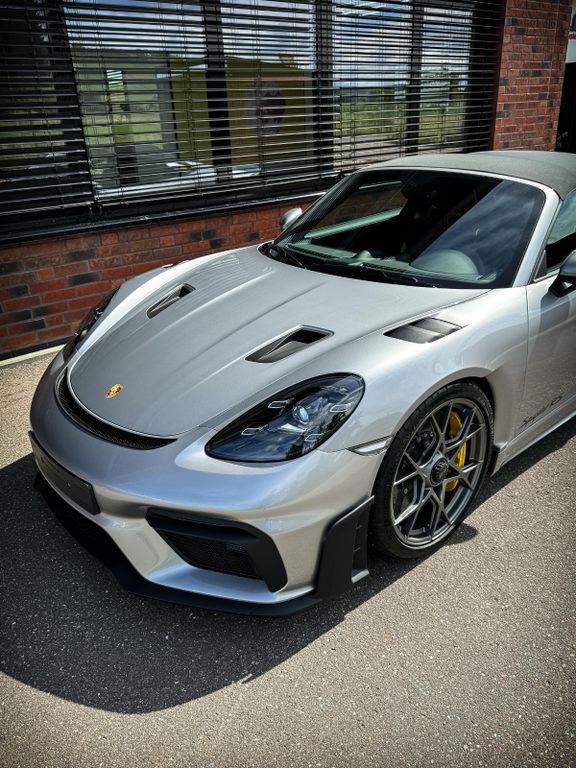 Porsche Boxster 7.600 km 159.900 € Neckarsulm 74172