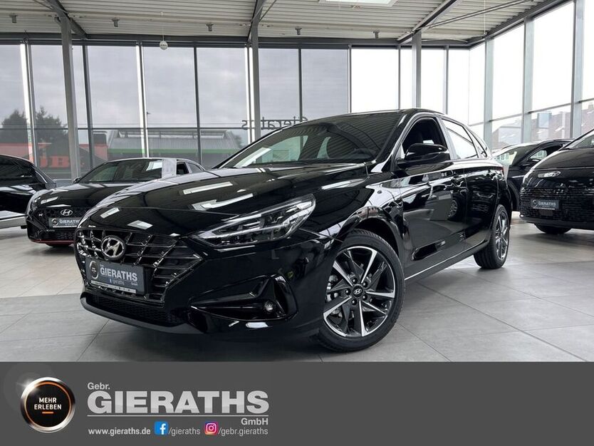 i30