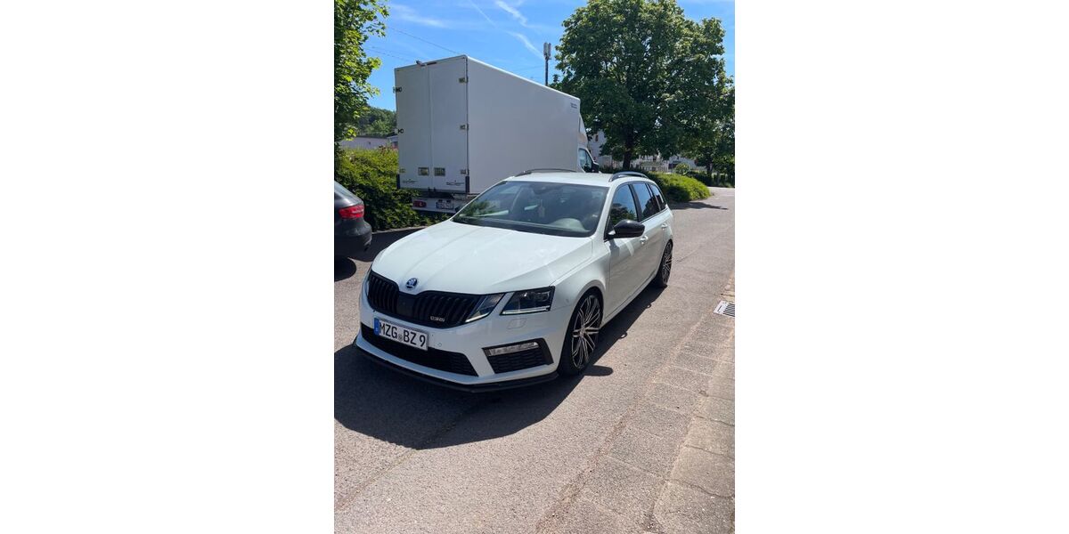 Skoda Octavia 218.800 km 11.250 &euro; Merzig 66693