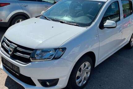 Dacia Sandero 140.000 km 3.700 € Lahr/Schwarzwald 77933