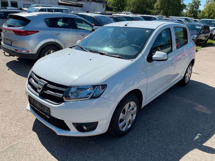 Dacia Sandero 140.000 km 3.700 € Lahr/Schwarzwald 77933