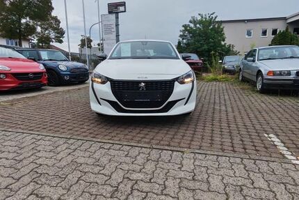 Peugeot 208 131.500 km 8.500 &euro; Hanau 63450