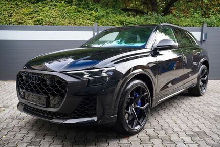 Audi RSQ8 1.650 km 152.915 € München 81737