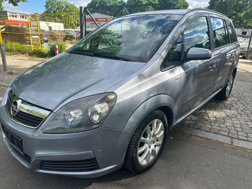 Opel Zafira 191.000 km 2.500 € Berlin 12109